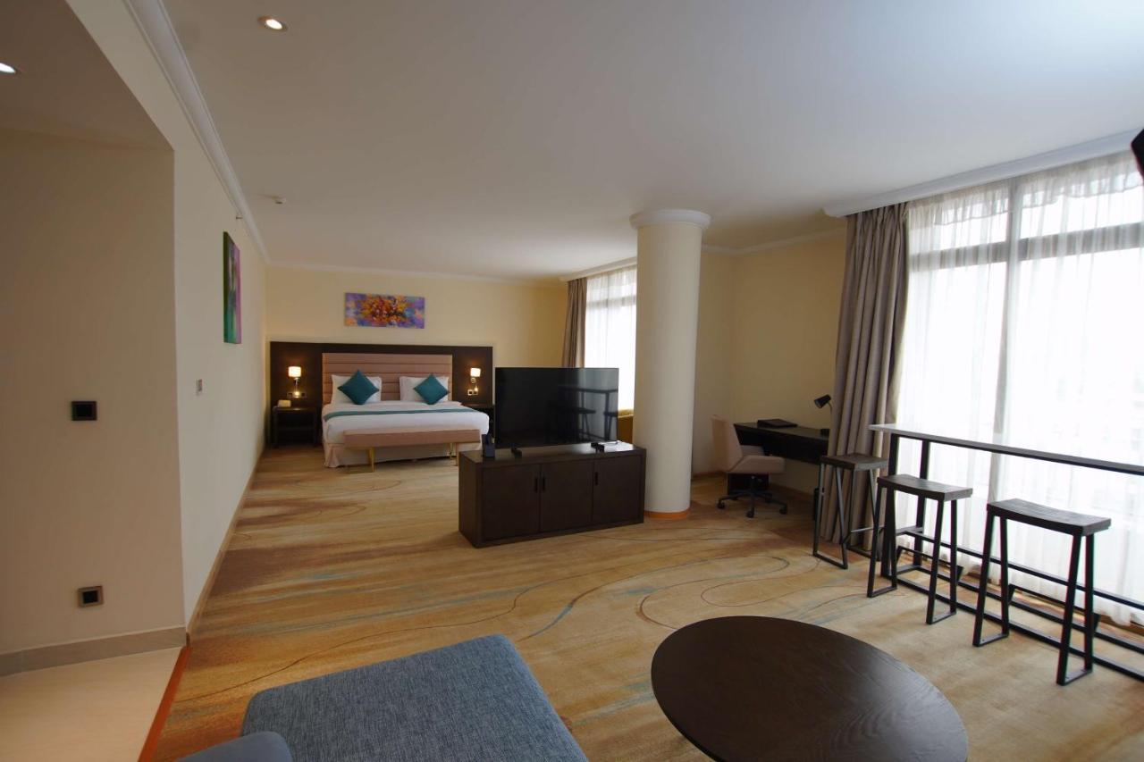 Best Western Premier Dynasty Addis-Abeba Extérieur photo